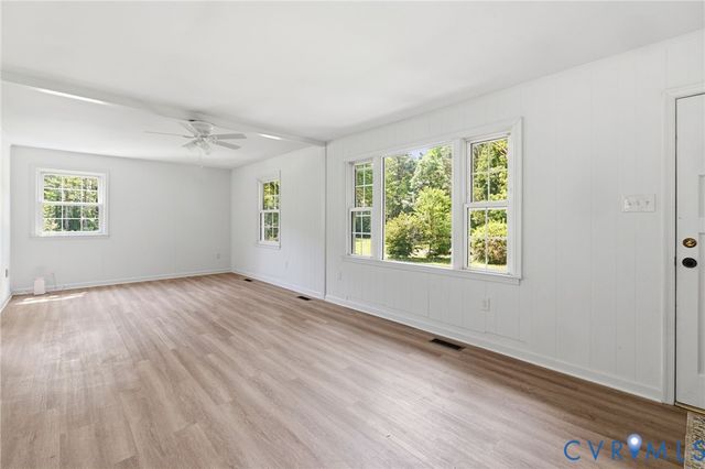 5820 Osterbind Ln, Chesterfield, VA 23237