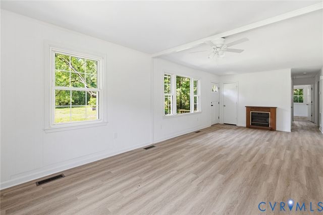 5820 Osterbind Ln, Chesterfield, VA 23237