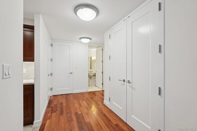 10 City Place 3D, White Plains, NY 10601