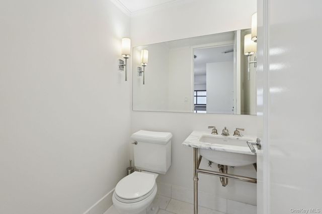 10 City Place 3D, White Plains, NY 10601