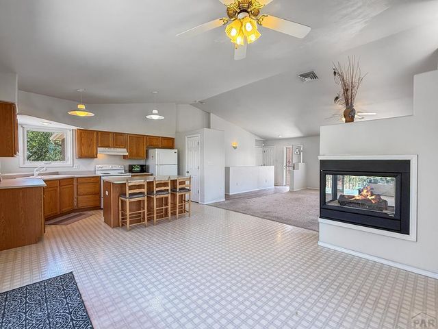 409 W Baldwyn Dr, Pueblo West, CO 81007