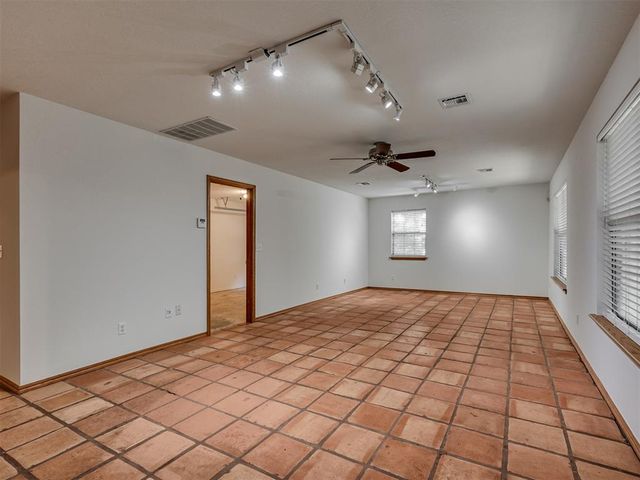 3360 Allspice Run, Norman, OK 73026