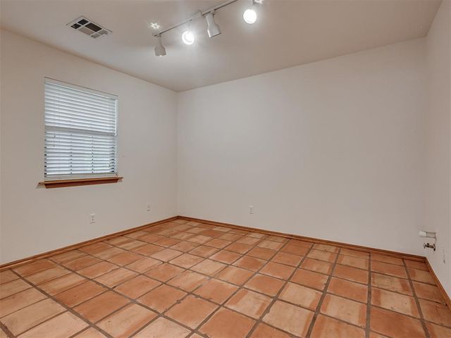 3360 Allspice Run, Norman, OK 73026