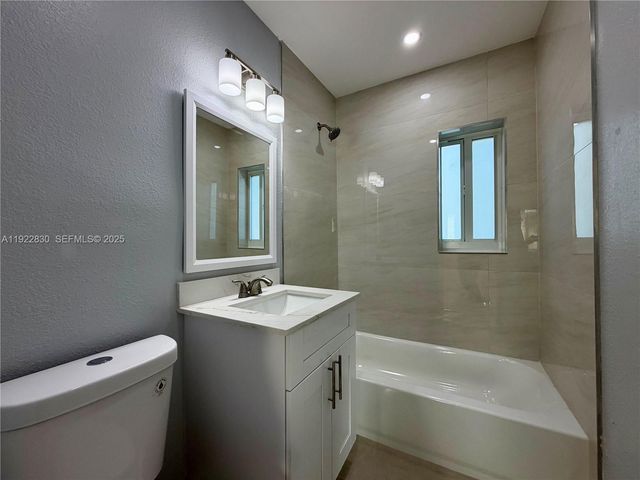 16521 NW 18th Ct, Miami Gardens, FL 33054