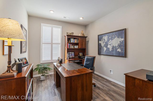 48738 Rockview Road, Novi, MI 48374