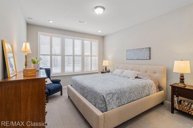 48738 Rockview Road, Novi, MI 48374