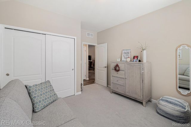 48738 Rockview Road, Novi, MI 48374