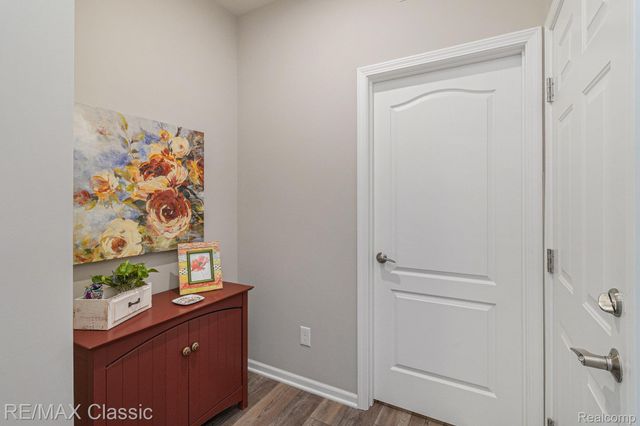 48738 Rockview Road, Novi, MI 48374