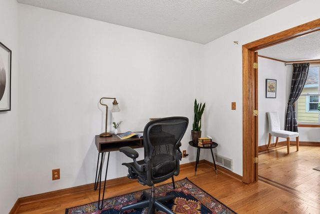 659 Jefferson Avenue, Saint Paul, MN 55102