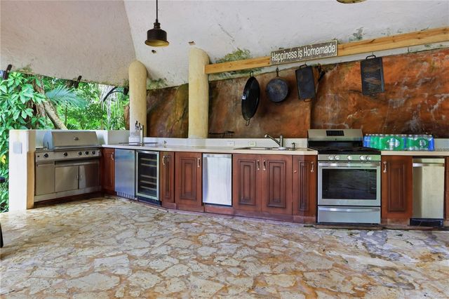 175-176 CALLE RUISEÑOR, San Juan, PR 00926