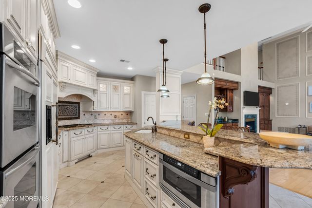 26 Bruns Road, Allenhurst, NJ 07711