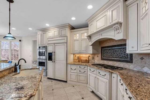 26 Bruns Road, Allenhurst, NJ 07711