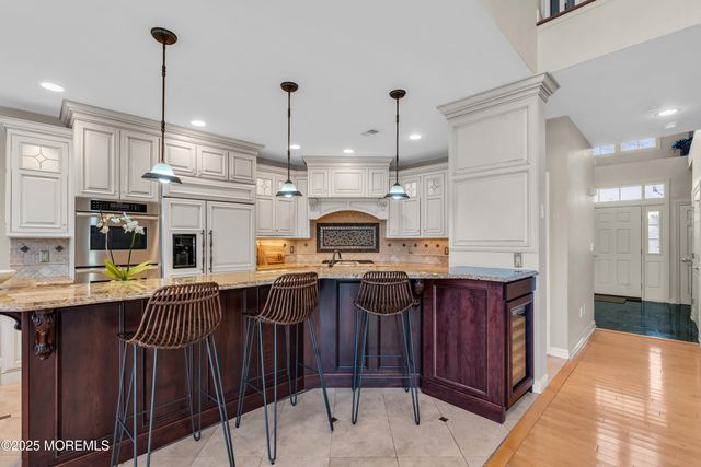 26 Bruns Road, Allenhurst, NJ 07711