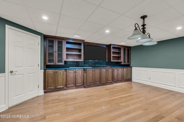 26 Bruns Road, Allenhurst, NJ 07711