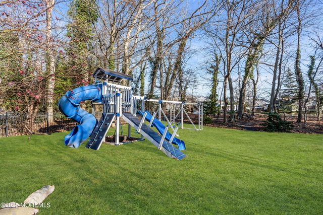 26 Bruns Road, Allenhurst, NJ 07711