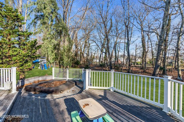 26 Bruns Road, Allenhurst, NJ 07711