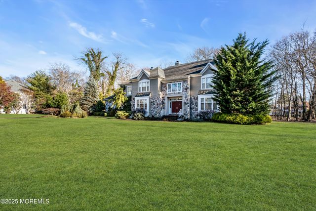 26 Bruns Road, Allenhurst, NJ 07711