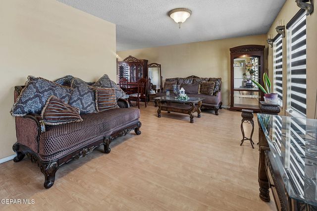 2214 MERMAID Drive, El Paso, TX 79936