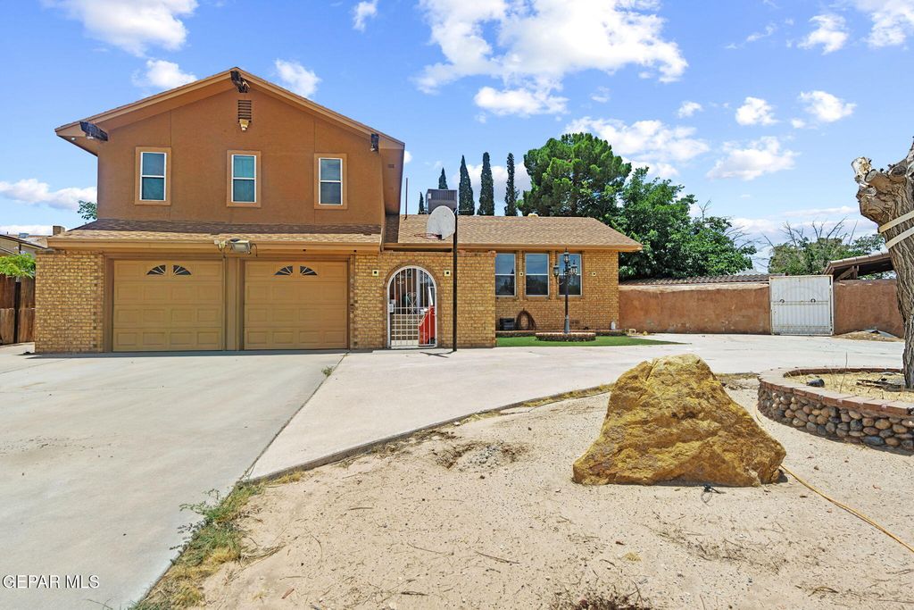 2214 MERMAID Drive, El Paso, TX 79936