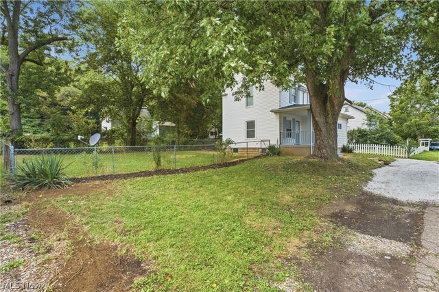 1405 Wabash Court NE, Canton, OH 44705