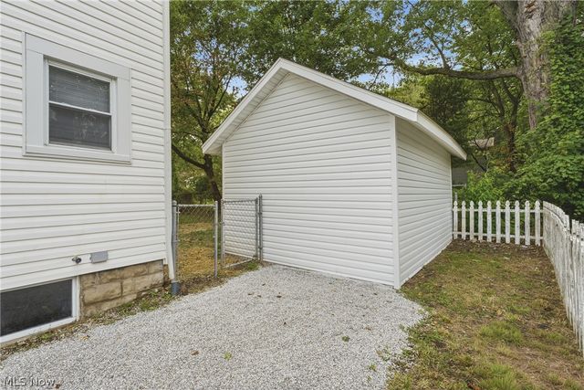 1405 Wabash Court NE, Canton, OH 44705