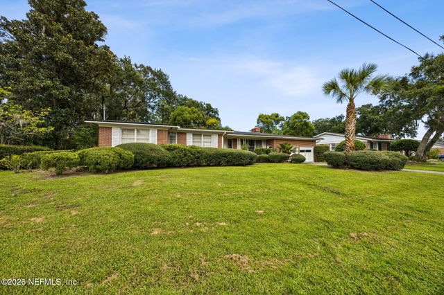 4745 QUEEN Lane, Jacksonville, FL 32210
