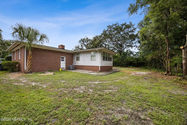 4745 QUEEN Lane, Jacksonville, FL 32210