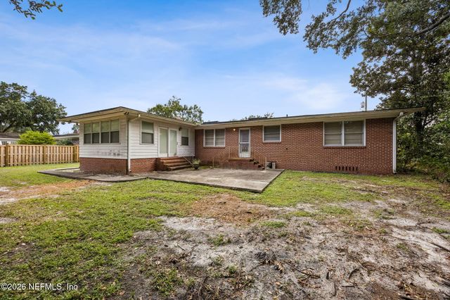 4745 QUEEN Lane, Jacksonville, FL 32210