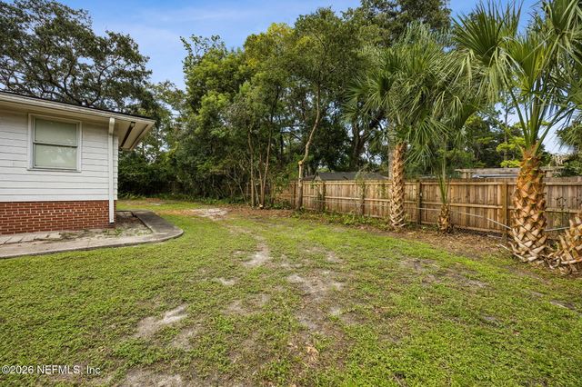 4745 QUEEN Lane, Jacksonville, FL 32210