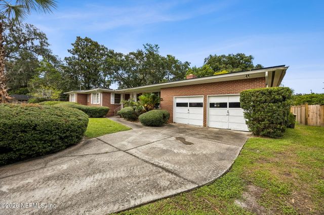 4745 QUEEN Lane, Jacksonville, FL 32210