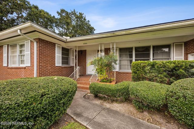 4745 QUEEN Lane, Jacksonville, FL 32210