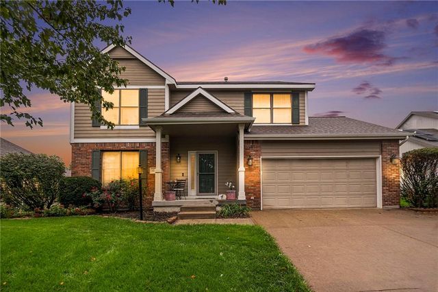 1040 Stonecreek Drive, Lawrence, KS 66049