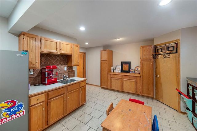 1040 Stonecreek Drive, Lawrence, KS 66049