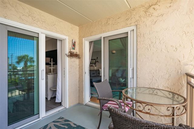 845 BENJAMIN FRANKLIN DRIVE 302, Sarasota, FL 34236