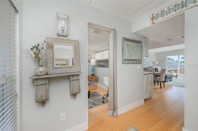 845 BENJAMIN FRANKLIN DRIVE 302, Sarasota, FL 34236