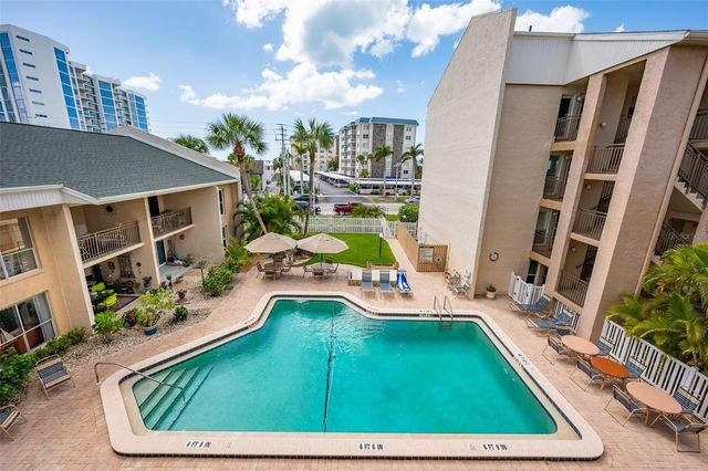 845 BENJAMIN FRANKLIN DRIVE 302, Sarasota, FL 34236