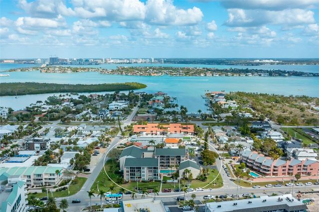 845 BENJAMIN FRANKLIN DRIVE 302, Sarasota, FL 34236