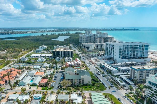 845 BENJAMIN FRANKLIN DRIVE 302, Sarasota, FL 34236