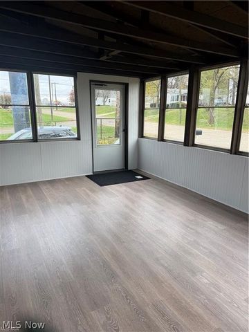 1729 Gambrinus Avenue SW, Canton, OH 44706