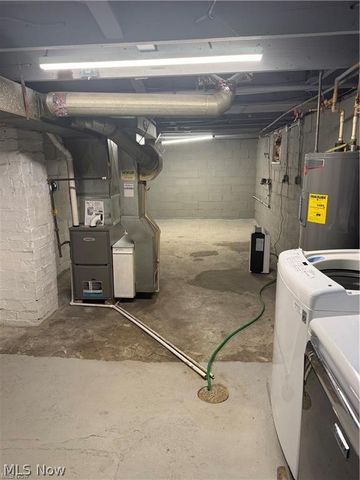 1729 Gambrinus Avenue SW, Canton, OH 44706