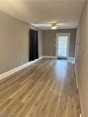 1729 Gambrinus Avenue SW, Canton, OH 44706