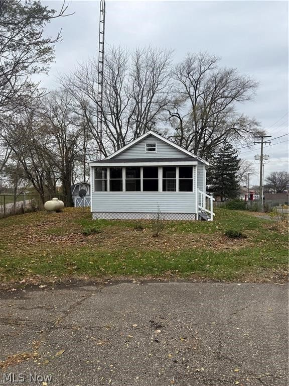 1729 Gambrinus Avenue SW, Canton, OH 44706