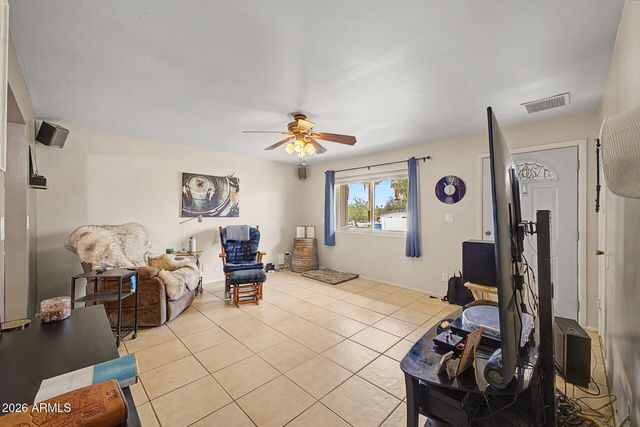 2207 E ACOMA Drive, Phoenix, AZ 85022