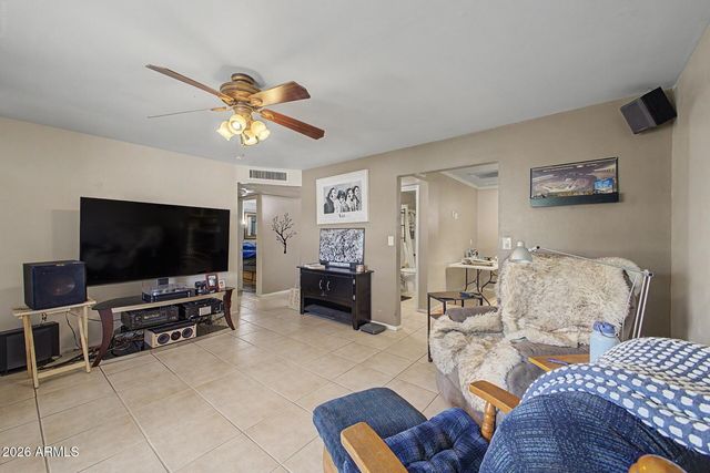 2207 E ACOMA Drive, Phoenix, AZ 85022