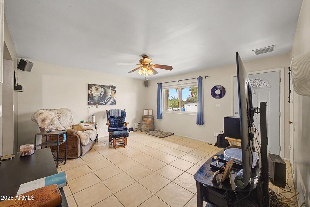 2207 E ACOMA Drive, Phoenix, AZ 85022 — photo 3