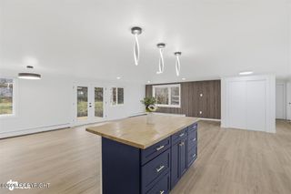 2000 Wildwood Lane, Anchorage, AK 99517