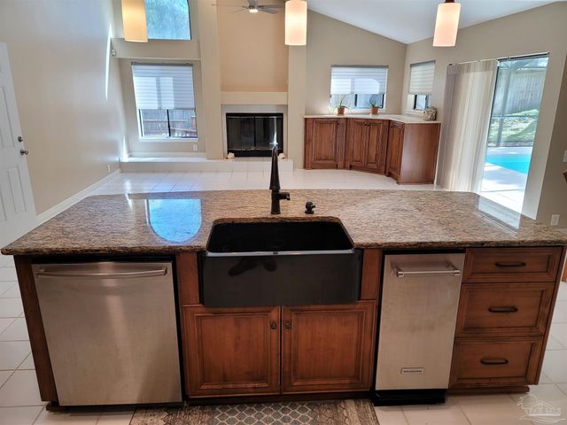 3407 Applegate St, Pensacola, FL 32514