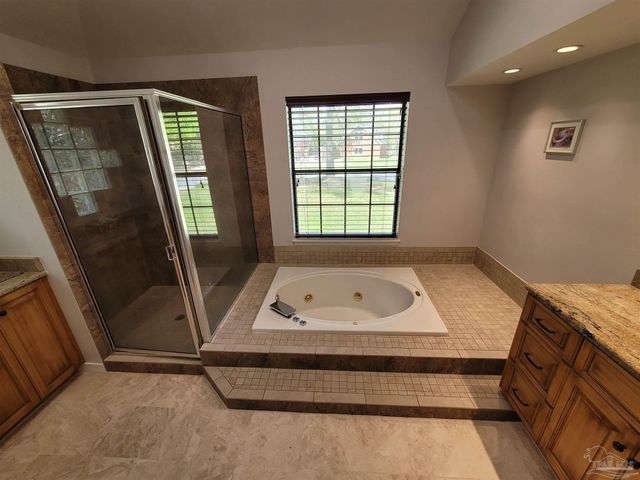 3407 Applegate St, Pensacola, FL 32514