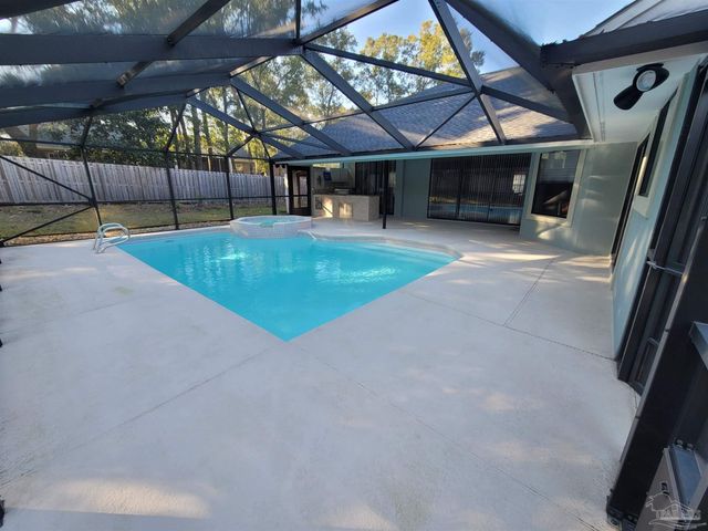 3407 Applegate St, Pensacola, FL 32514