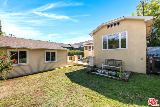 330 N Gower Street, Los Angeles, CA 90004